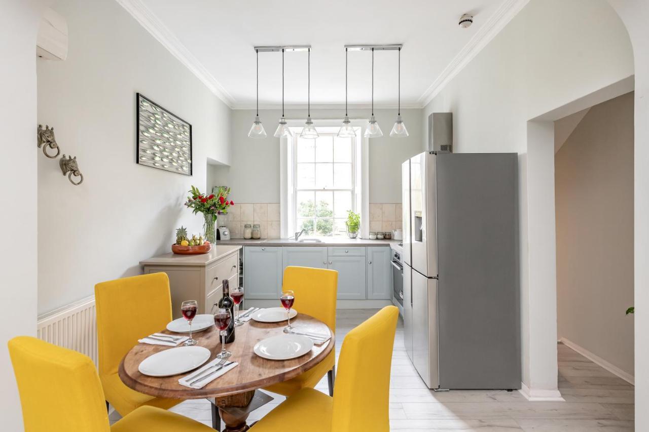 Gorgeous Garden Apartment Μπαθ Εξωτερικό φωτογραφία
